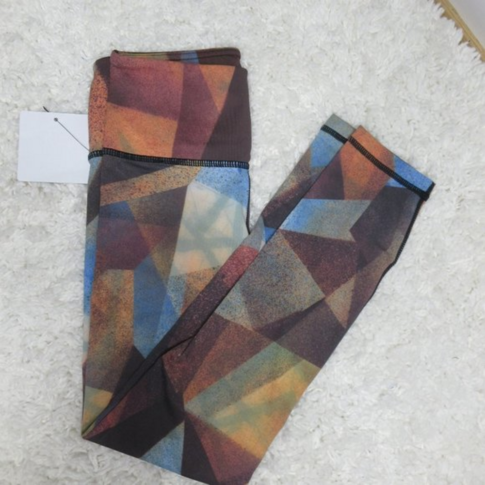Vimmia reversible geometric leggings sz L